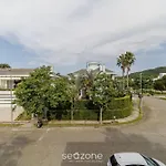 Casa Cactos com piscina e 5 suítes Jurerê RCA264