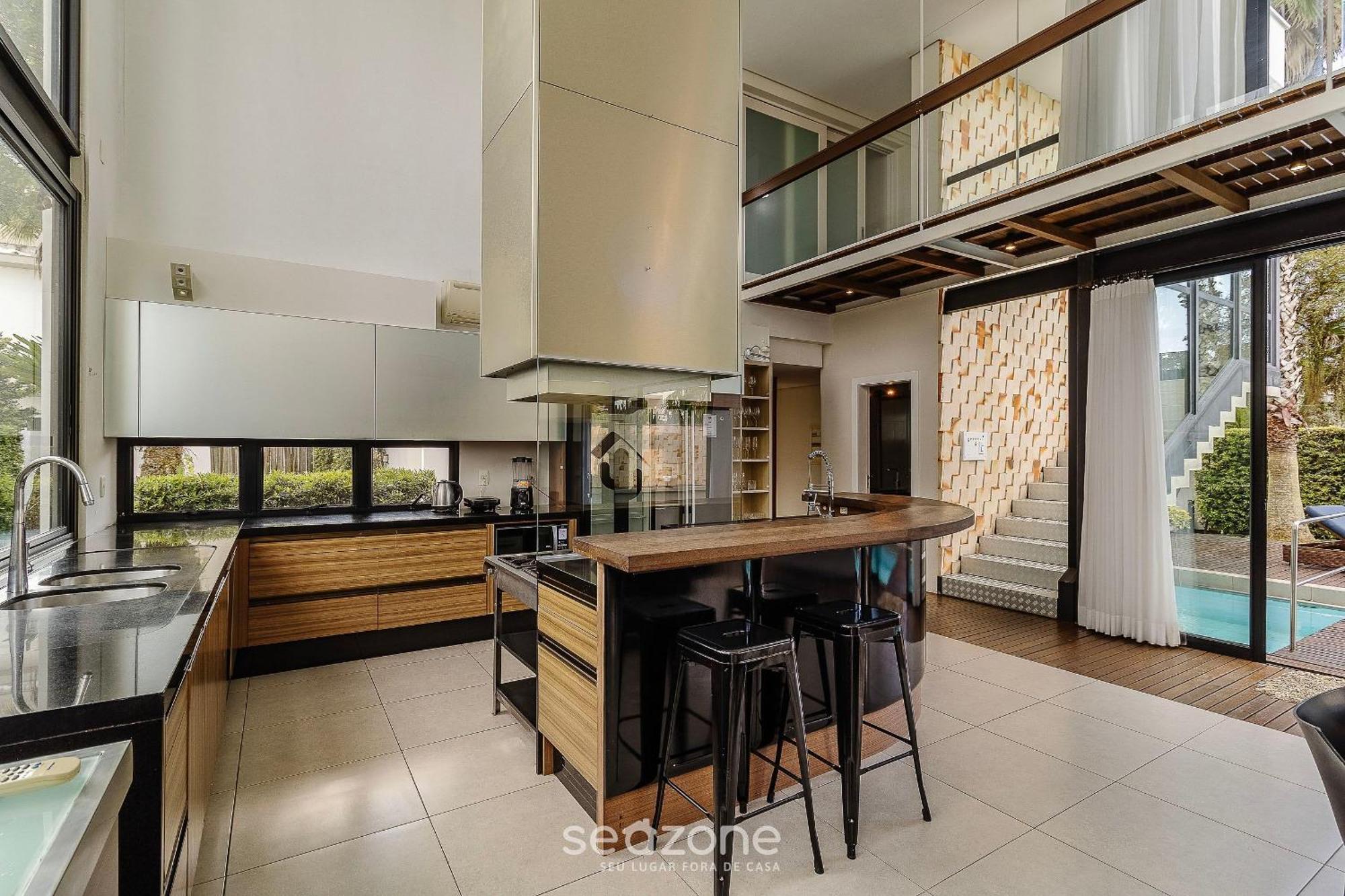 Casa Cactos Com Piscina E 5 Suítes Jurerê Rca264 *